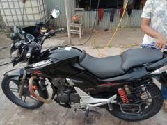 HONDA CBR 150R